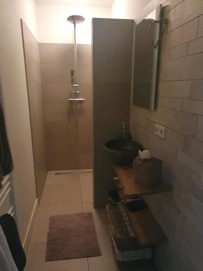 Een Klein Appartementje Zonder Keuken In Het Centrum Sleep At Hamtingh'S Hilvarenbeek Bagian luar foto